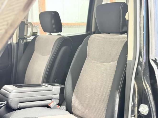 セレナ2.0 ライダー 4WD　防錆塗装4WDTVナビBカメETC後席モニタ 2000