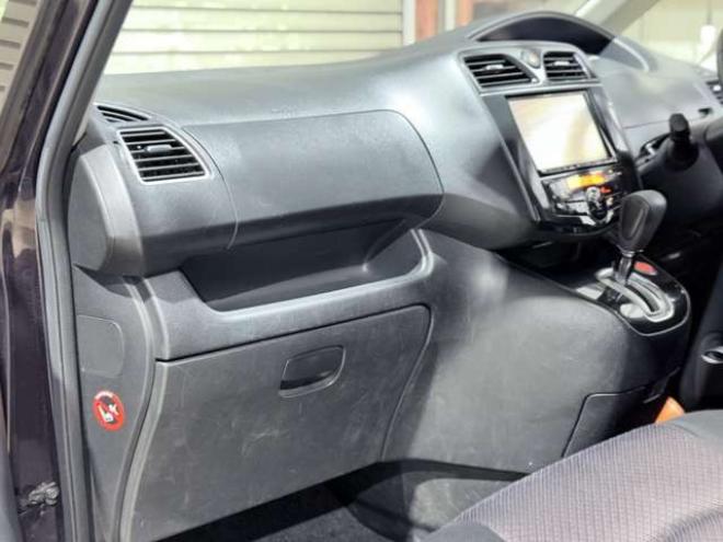 セレナ2.0 ハイウェイスター S-HYBRID　防錆塗装TVナビBカメ後席モニタETC 2WD 2000