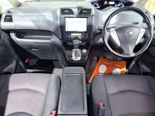 セレナ2.0 ハイウェイスター S-HYBRID　防錆塗装TVナビBカメ後席モニタETC 2WD 2000