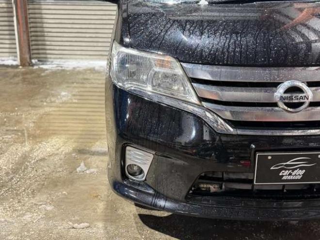 セレナ2.0 ハイウェイスター 4WD　防錆塗装4WDTVナビBカメ 2000