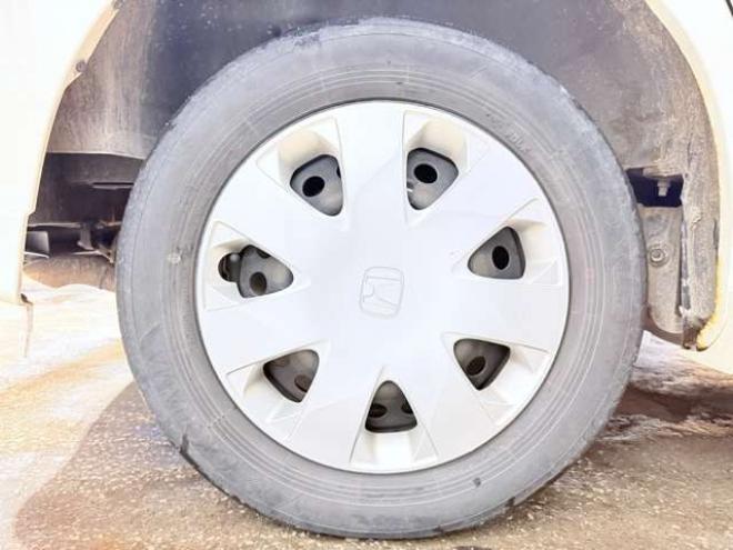 フリード1.5 フレックス エアロ 4WD　防錆塗装4WDキーレス 1500