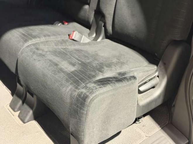 ステップワゴン2.0 G HIDエディション 4WD　防錆塗装4WDキーレスTVナビBカメエンスタ 2000