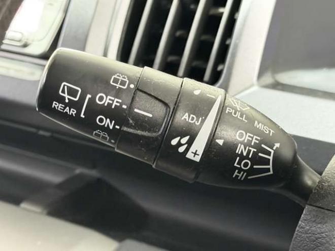 ステップワゴン2.0 G HIDエディション 4WD　防錆塗装4WDキーレスTVナビBカメエンスタ 2000