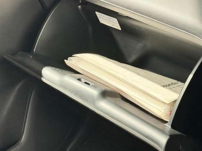 ステップワゴン2.0 L 4WD　防錆塗装4WDTVナビBカメ後席モニタ 2000