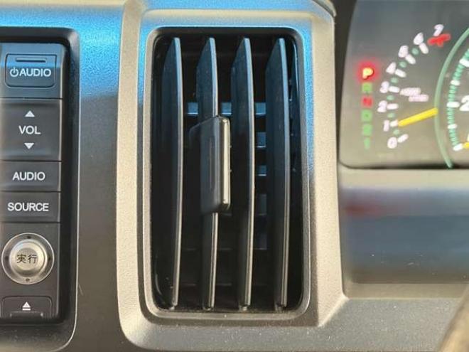 ステップワゴン2.0 L 4WD　防錆塗装4WDTVナビBカメ後席モニタ 2000