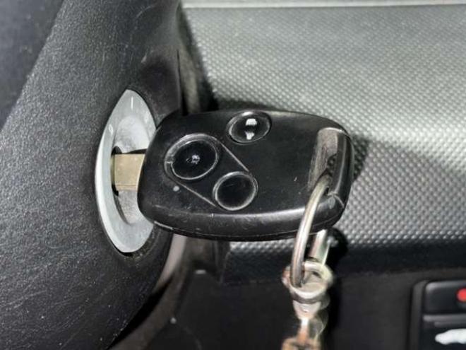 フリード1.5 G Lパッケージ 4WD　防錆塗装4WDキーレスナビ 1500