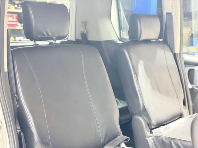 セレナ2.0 ハイウェイスター 4WD　防錆塗装4WDスマキー 2000