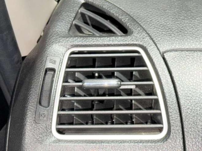 セレナ2.0 ハイウェイスター 4WD　防錆塗装4WDTVナビ 2000