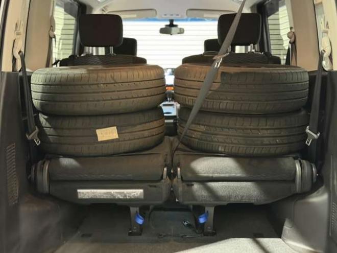 セレナ2.0 20X 4WD　防錆塗装4WDラジオナビETC 2000