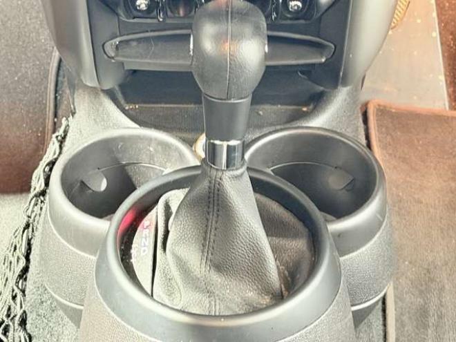 ミニクロスオーバー クーパー D オール4 4WD　防錆塗装4WDディーゼルキーレスETC 正規輸入車 2000