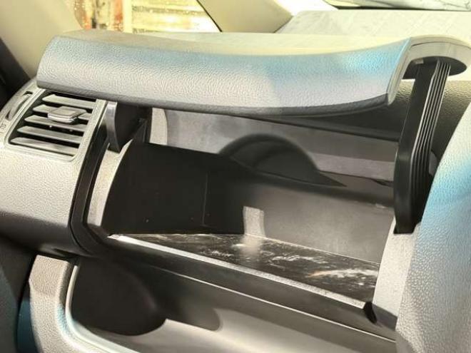 セレナ2.0 20S 4WD　防錆塗装4WDキーレスCDETC夏冬タイヤ 2000