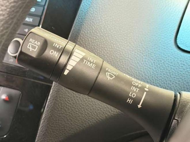 セレナ2.0 20S 4WD　防錆塗装4WDキーレスCDETC夏冬タイヤ 2000