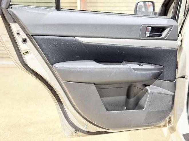 レガシィワゴン2.5 i 4WD　防錆塗装4WDTVナビBカメETC 2500