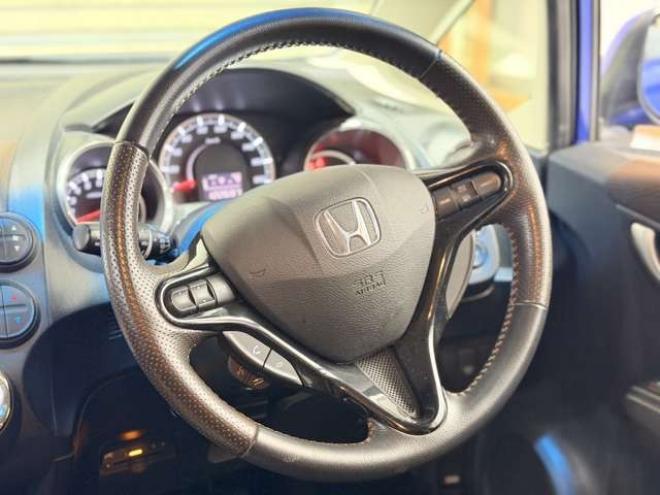 フィットシャトル1.5 15X 4WD　防錆塗装4WDTVナビBカメETC 1500