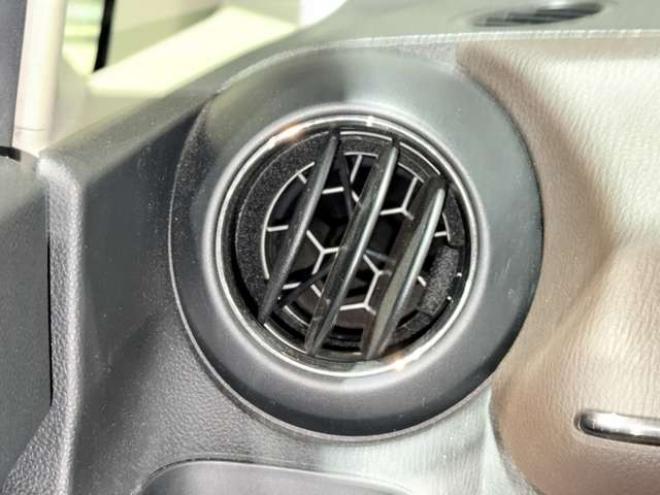 フィットシャトル1.5 15X 4WD　防錆塗装4WDTVナビBカメETC 1500