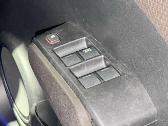 フィットシャトル1.5 15X 4WD　防錆塗装4WDTVナビBカメETC 1500