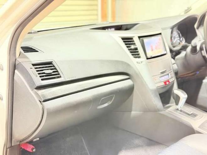 レガシィワゴン2.5 i Sパッケージ 4WD　防錆塗装4WDTVナビETC 2500