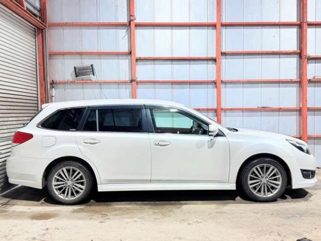 レガシィワゴン2.5 i Sパッケージ 4WD　防錆塗装4WDTVナビETC 2500