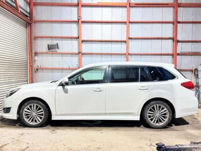 レガシィワゴン2.5 i Sパッケージ 4WD　防錆塗装4WDTVナビETC 2500