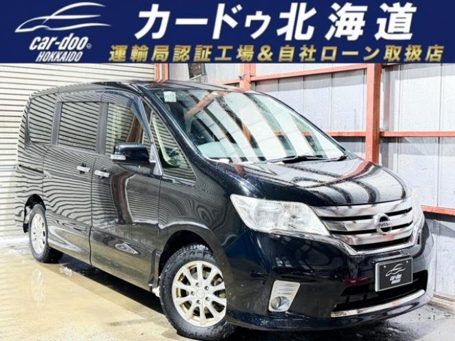 セレナ2.0 ハイウェイスター Vセレクション 4WD　防錆塗装4WDTVナビBカメETC後席モニタ夏冬タイヤ 2000