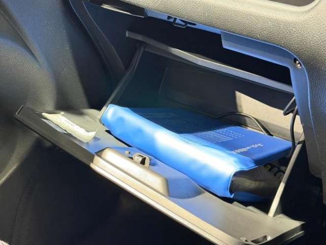 セレナ2.0 ハイウェイスター Vセレクション 4WD　防錆塗装4WDTVナビBカメETC後席モニタ夏冬タイヤ 2000