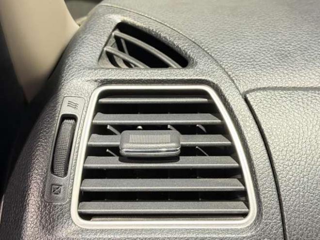 セレナ2.0 ハイウェイスター Vセレクション 4WD　防錆塗装4WDTVナビBカメETC後席モニタ夏冬タイヤ 2000