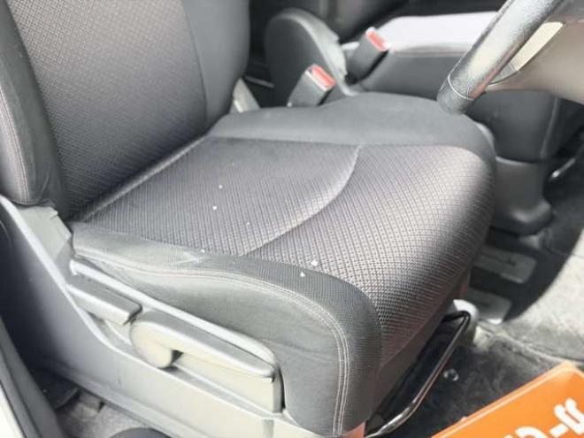 セレナ2.0 ハイウェイスター 4WD　防錆塗装4WDTVナビBカメ 2000