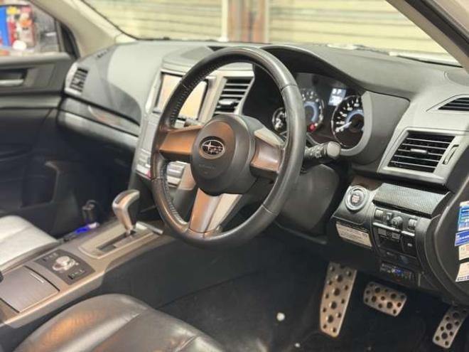 レガシィワゴン2.5 i Sパッケージ 4WD　防錆塗装4WDTVナビETC 2500