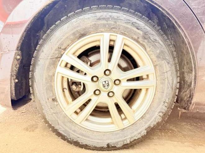 インプレッサスポーツ 1.6 i 4WD　防錆塗装4WDTVナビBカメETCドラレコ 1600