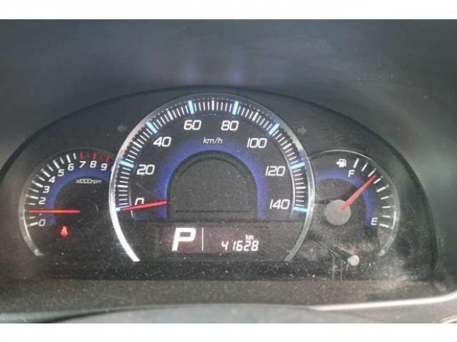 ワゴンRスティングレー X 4WD　スマートキー・R8/8月・4.2万キロ 660