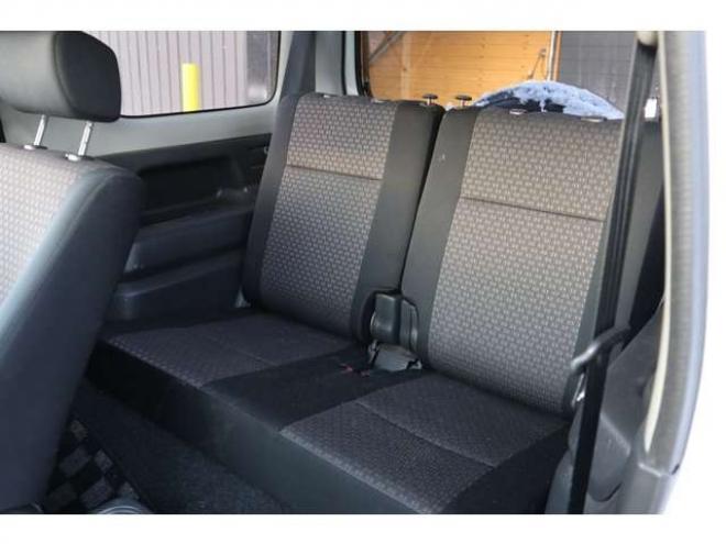 AZオフロードXC 4WD　5速マニュアル・ナビ・TV・キーレス・ターボ 660