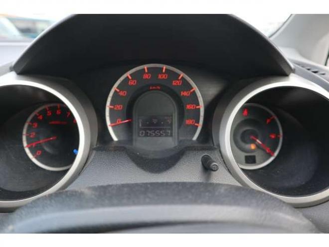 フィット1.5 RS 4WD　7.6万キロ・ナビ・TV・バックカメラ・キーレス 1500