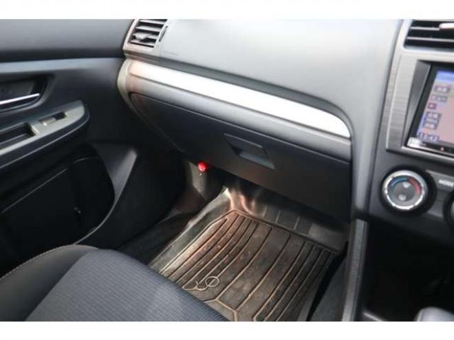 インプレッサスポーツ 2.0 i アイサイト 4WD　ナビ・TV・Bカメラ・キーレス 2000