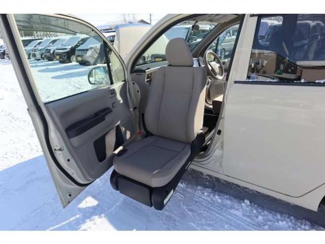 ライフG 助手席リフトアップシート車 4WD　2.8万キロ・バックカメラ・キーレス・福祉車両 660