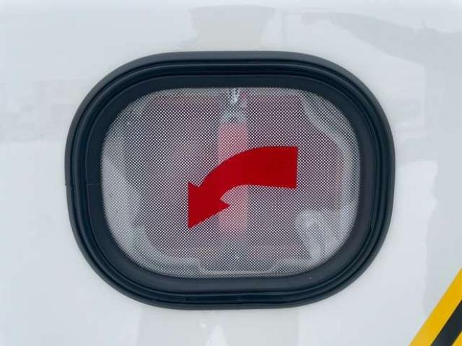 ハイエースコミューター 2.7 DX 4WD　4WD　乗車定員　4+18人　幼児バス　2ナンバー 2700