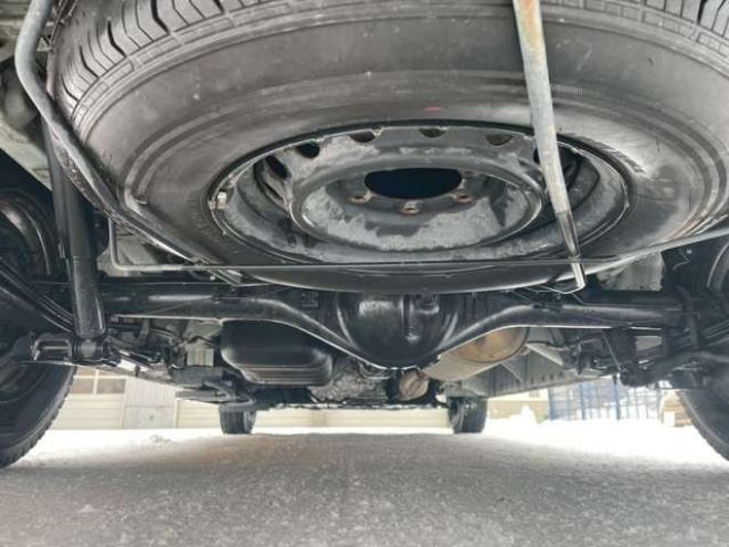 ハイエースコミューター 2.7 DX 4WD　4WD　乗車定員　4+18人　幼児バス　2ナンバー 2700