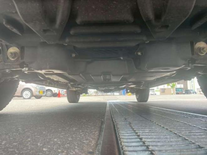 ハイエースバン2.8 中温冷凍バン ロング ディーゼルターボ 4WD　 2800