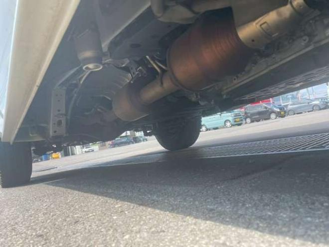 ハイエースバン2.8 中温冷凍バン ロング ディーゼルターボ 4WD　 2800