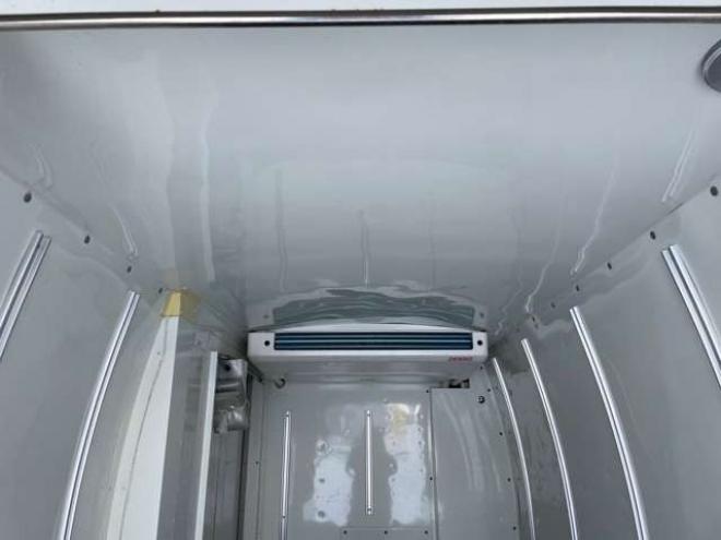 ハイエースバンレイトウシャ-22℃　4WD　 2800