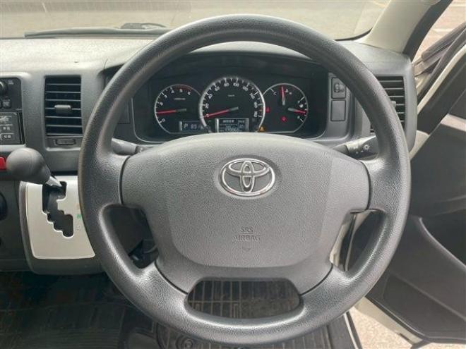 ハイエースバン2.8 中温強化冷凍バン ロング ディーゼルターボ 4WD　 2800