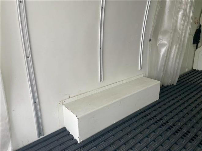 ハイエースバン3.0 中温冷凍バン ロング ディーゼルターボ 4WD　 3000