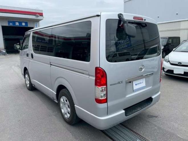 ハイエースバン3.0 DX ロング GLパッケージ ディーゼルターボ 4WD　(レジアスエース) 3000