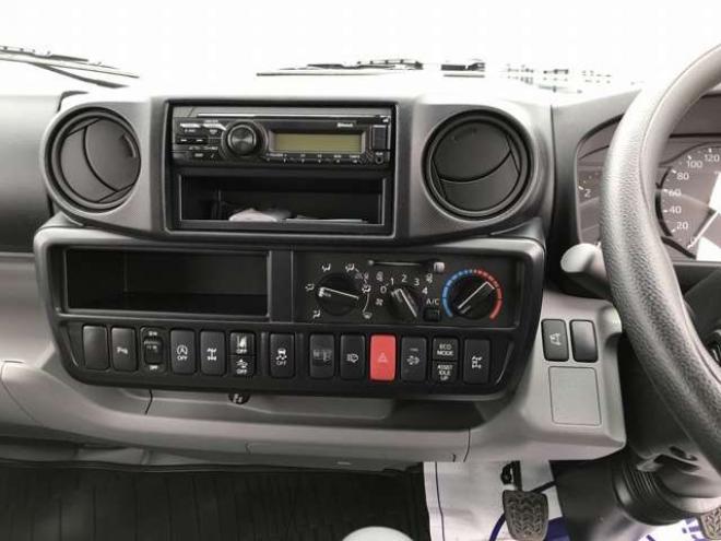 デュトロタンクローリー　2DG-XZU685 新明和工業　 4WD 4000