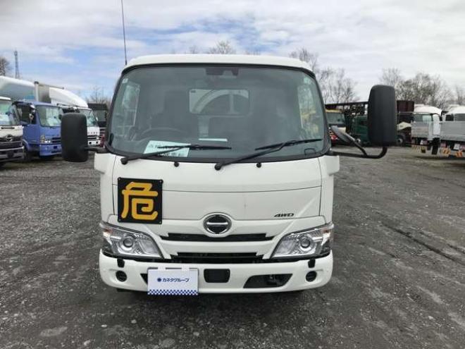 デュトロタンクローリー　2DG-XZU685 新明和工業　 4WD 4000