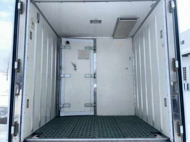 エルフ冷凍バン　2RG-NHS88AN 東プレ　 4WD 2990