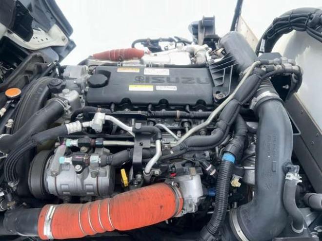 エルフ冷凍バン　2RG-NHS88AN 東プレ　 4WD 2990