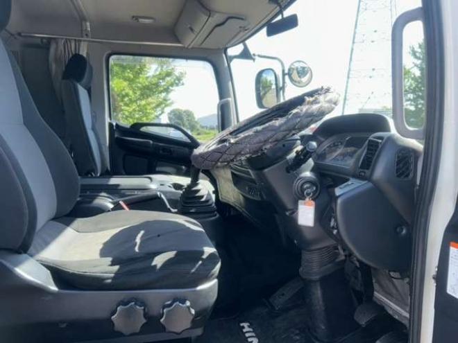 レンジャークレーン付　TKG-FD7JLAA  古河ユニック　 2WD 6400