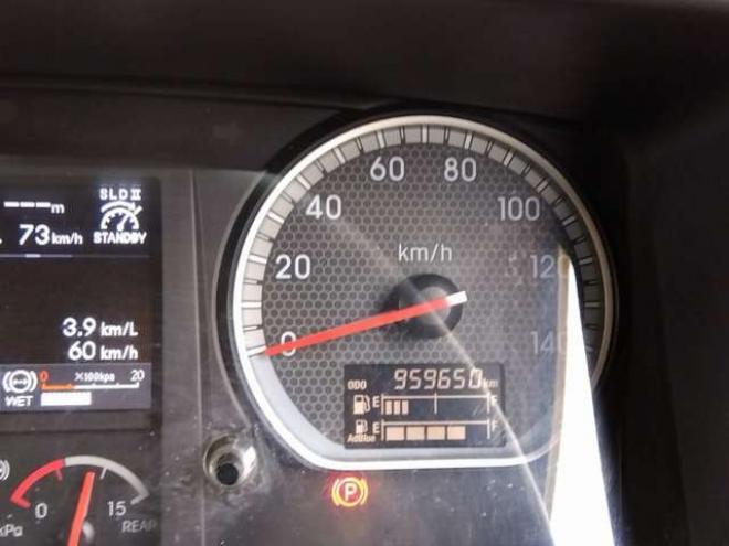 ギガ冷凍ウイング　QKG-CYJ77B 日本フルハーフ　 2WD 9830