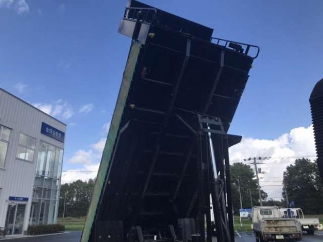 スーパーグレートLゲートダンプ　QKG-FV60VX 新明和工業　 2WD 12800