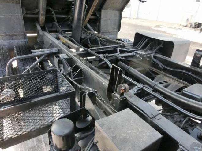 レンジャー塵芥車　ADG-FX7JDWA　富士重工　 4WD 6400